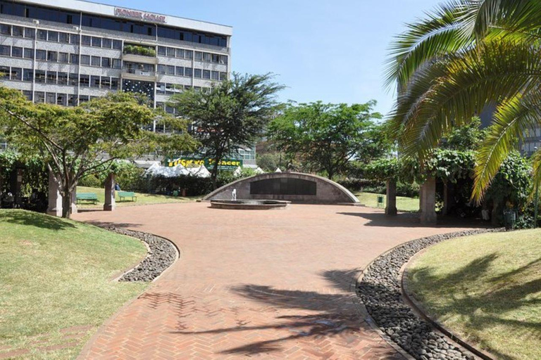 Nairobi: City Tour with Nairobi National Museum Visit