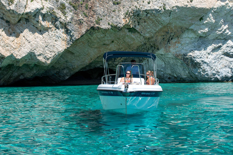 Zakynthos : Croisière privée au coucher du soleil dans le sud de l&#039;île