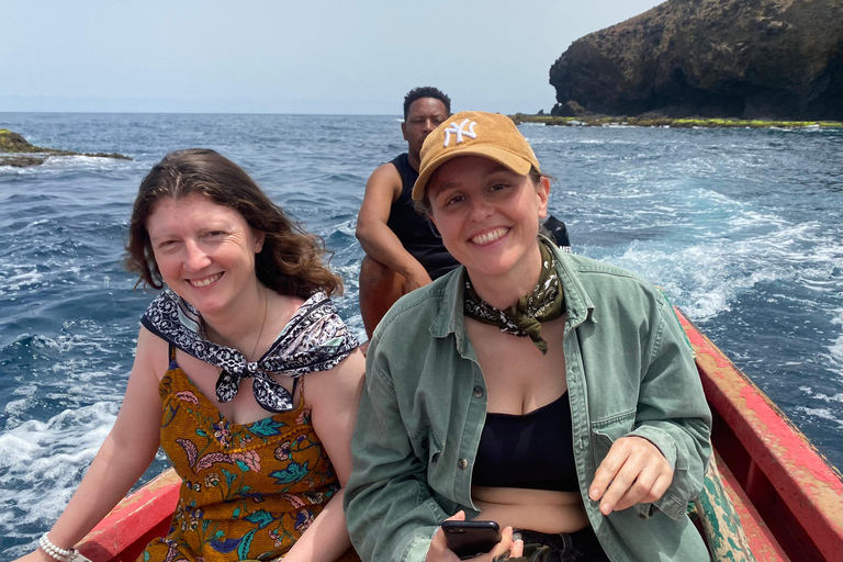 Beach: Boat Trip to Águas Belas Cave with Lunch & BBQ Beach: Boat Trip to Águas Belas Cave with BBQ