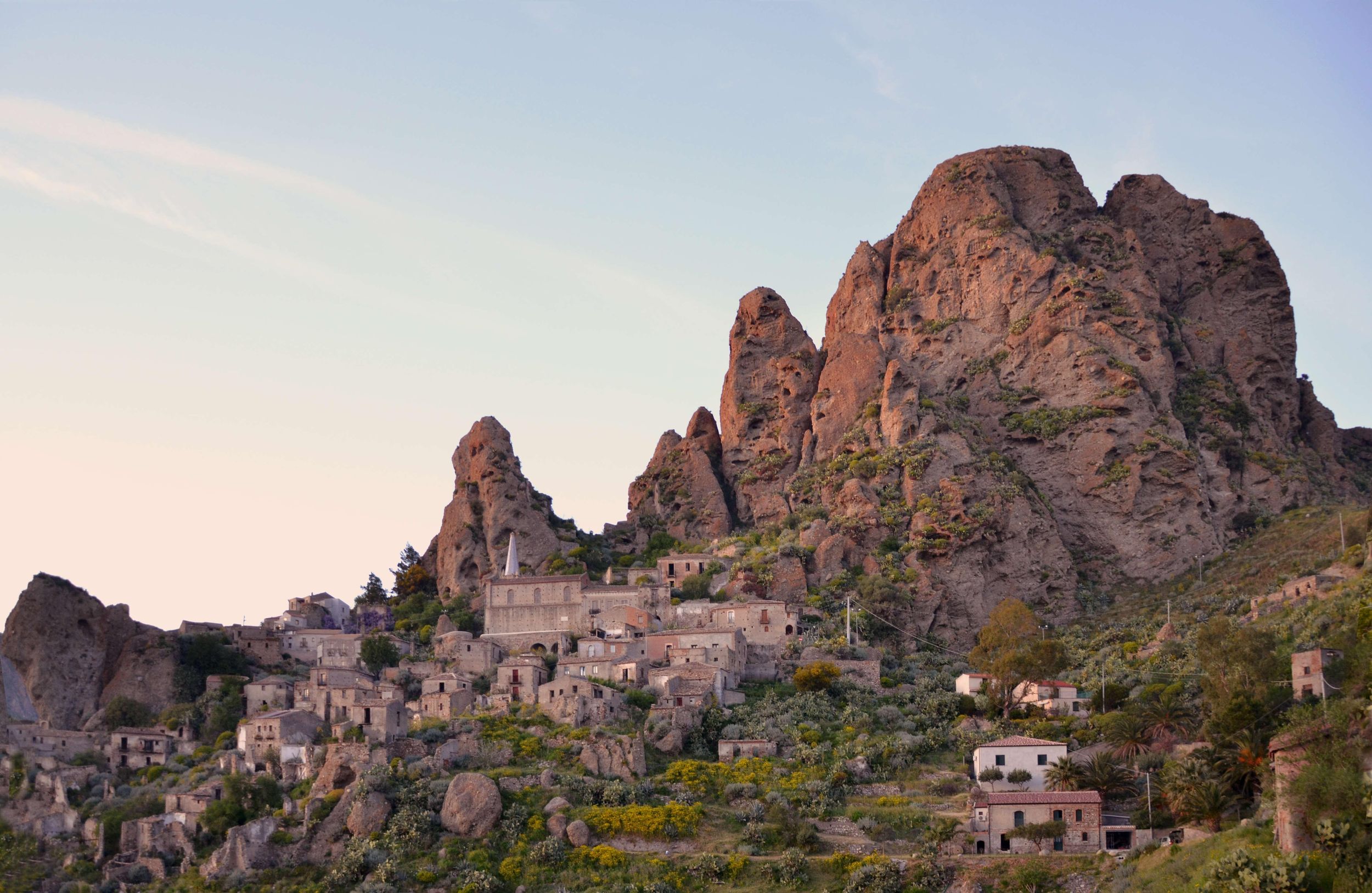 Tour durch die Grecanica-Region von Reggio Calabria aus: Bova und Pentedattilo