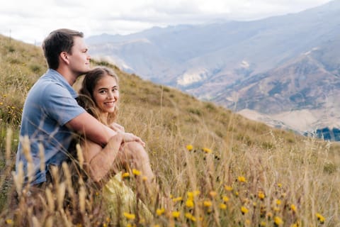 Private Vacation Photoshoot with Photographer in Queenstown - Image 2