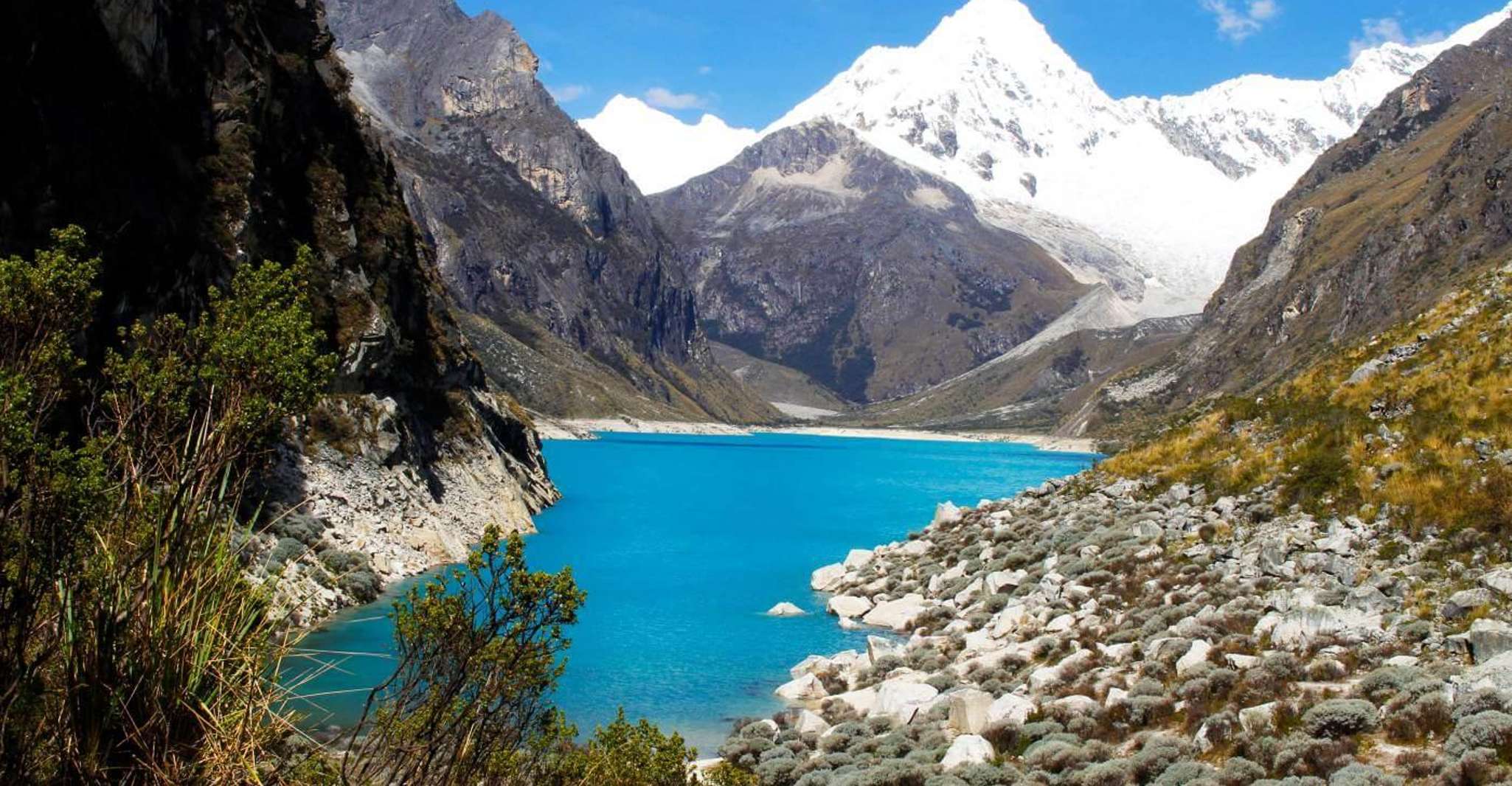 Ancash, Trekking to Paron Lagoon with entrance |Full day| - Housity