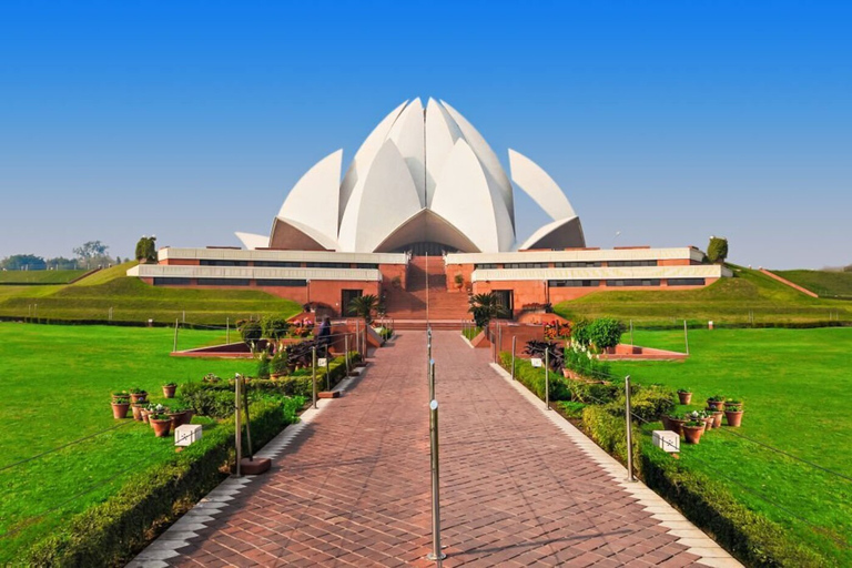 Delhi: Private Old and New Delhi City Tour with Transfer Private Tour with Car + Driver + Guided Service Only