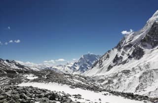 Von Kathmandu aus: 13-tägiger Manaslu Circuit Trek