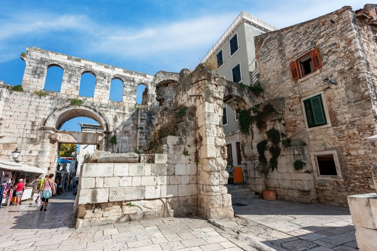 Depuis Dubrovnik : Excursion d'une journée à Split et visite de la villeExcursion d'une journée à Split