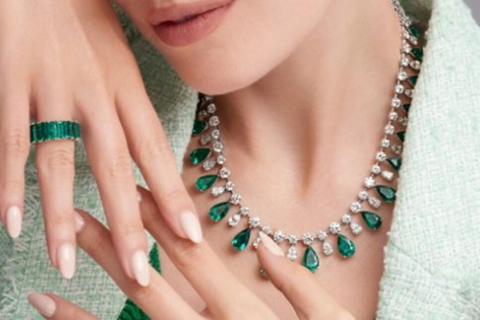 Bogotá: Emerald Private Tour with Museum, Trade & Polishing Emerald Private Tour with Coffe Break & Polishing