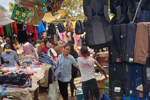 Tengeru women's market