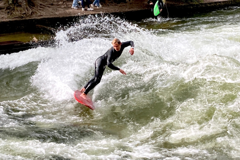 Monachium Surf Przeżyj surfing na fali rzeki Eisbach w Monachium