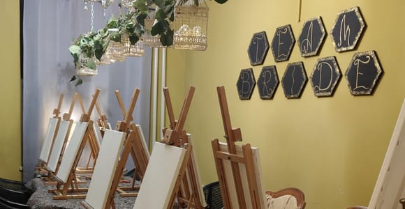 Osijek: Mal- und Wein-Workshop Osijek: Mal- und Wein-Workshop