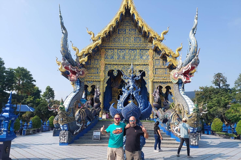 Chiang Rai:Guided Highlights Full-Day Tour-FREE LUNCH BUFFET Experience the Wonders of Chiang Rai with Free Thai Buffet