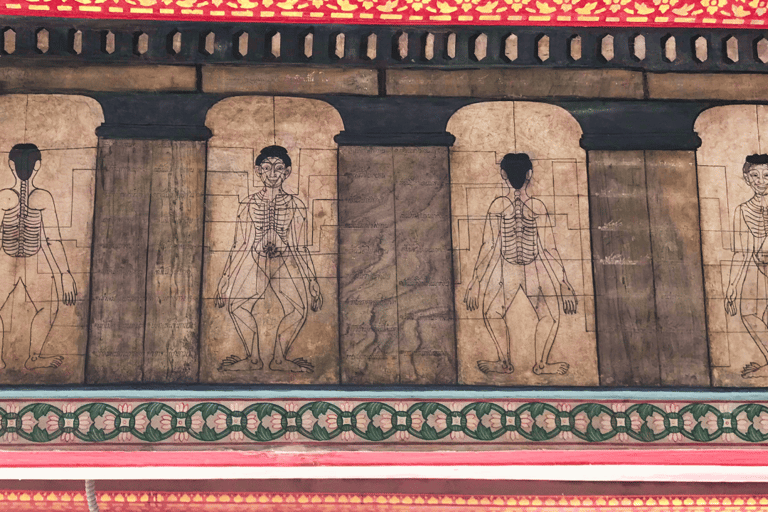 Bangkok: Private Tour Grand Palace, Wat Pho, and Wat Arun Bangkok Private Tour in English