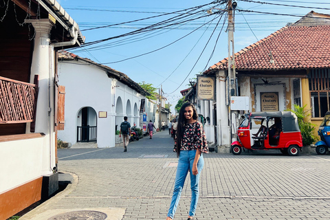 加勒堡：专业女导游带领的徒步导览加勒堡：专业女导游带你徒步导览