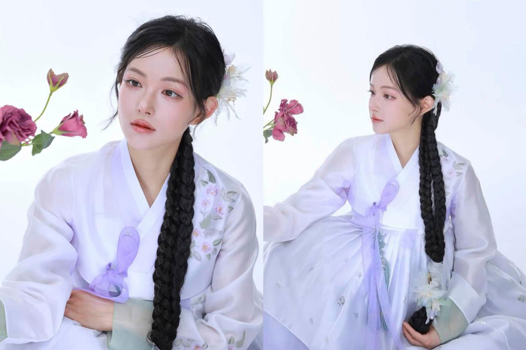 Storytelling Hanbok Photography at Royal Palace Private Group Photography Session