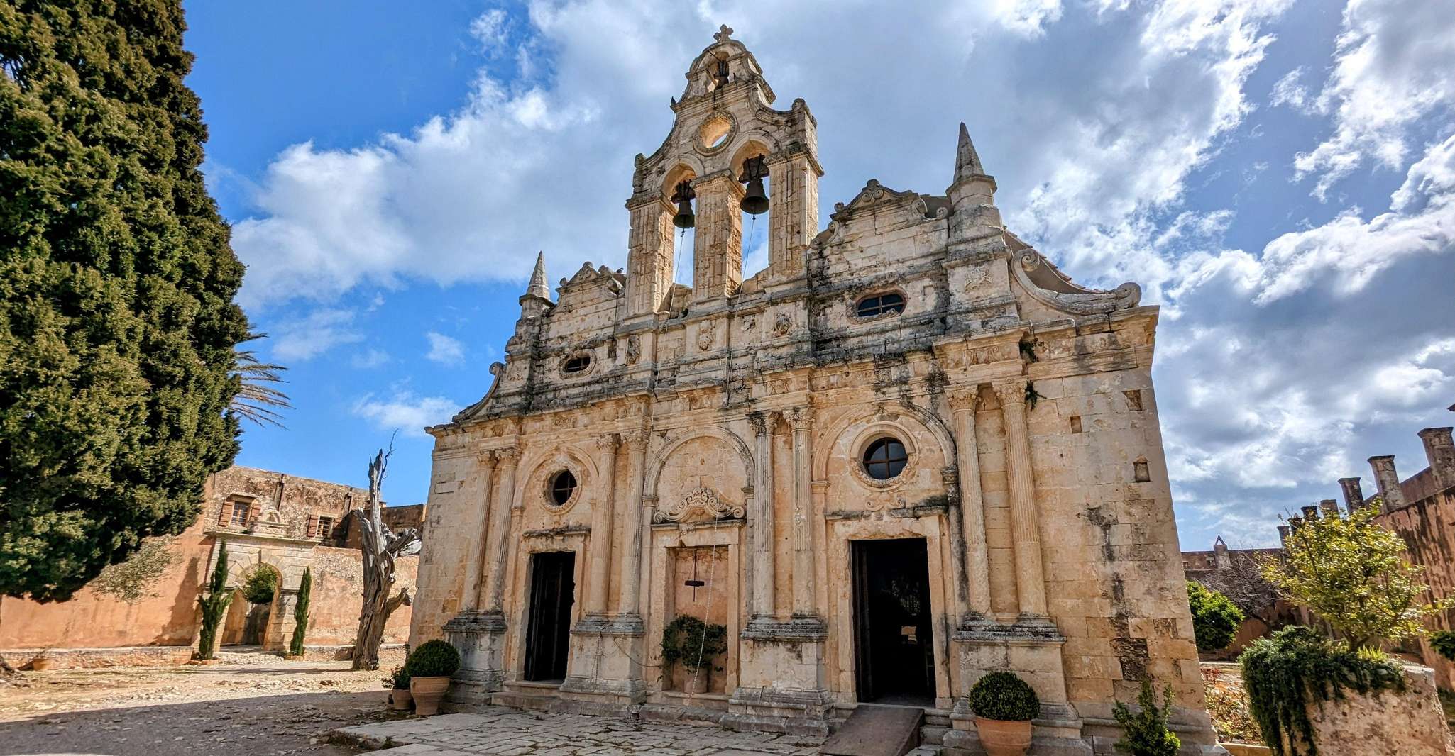 Aceite de Rethymno privado y degustación de miel, cerámica en margaritas - Hizvo