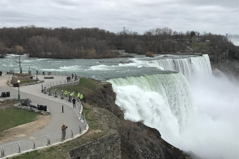 From NYC: Niagara Falls 1-Day Excursion Spanish Tour