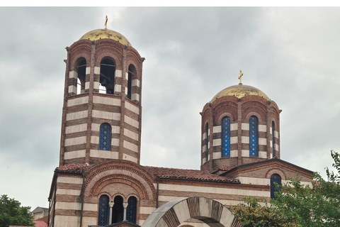 Batumi: Architectural Tour & tasting Adjarian Khachapuri