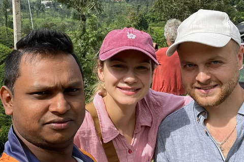 Kandy: Tuk-Tuk Sights, Culture, Shopping & Treatment
