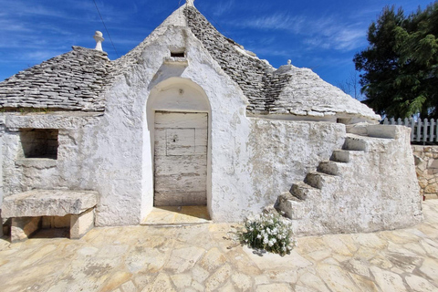 e-bike ring tour between Locorotondo and Martina Franca e-bike tour Locorotondo, Martina Franca and visit to a dairy