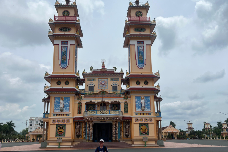 Zwarte Maagdenberg, Cao Dai-tempel &amp; Cu Chi Tunnel Tour