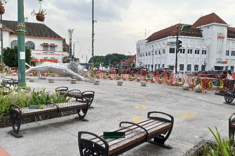 Yogyakarta : Affrètement d&#039;une voiture privée avec chauffeur professionnel