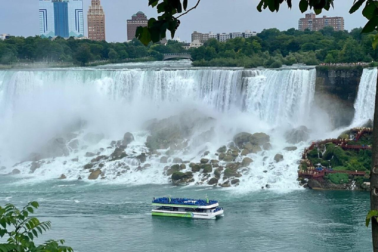Grupo pequeno: Toronto, Montreal, Quebec e Niagara em 4 diasPlano B: Dia 1 Cataratas do Niágara, Dia 2-4 Montreal, Quebec, Ottawa