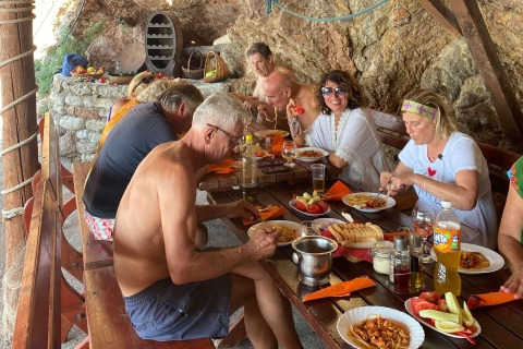 Budva: Verborgenes Paradies Tour mit Schnorcheln und Mittagessen