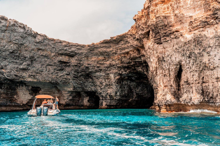 马耳他私人游艇：蓝泻湖、科米诺岛与海洞探险科米诺岛与蓝礁湖2小时小艇环岛游