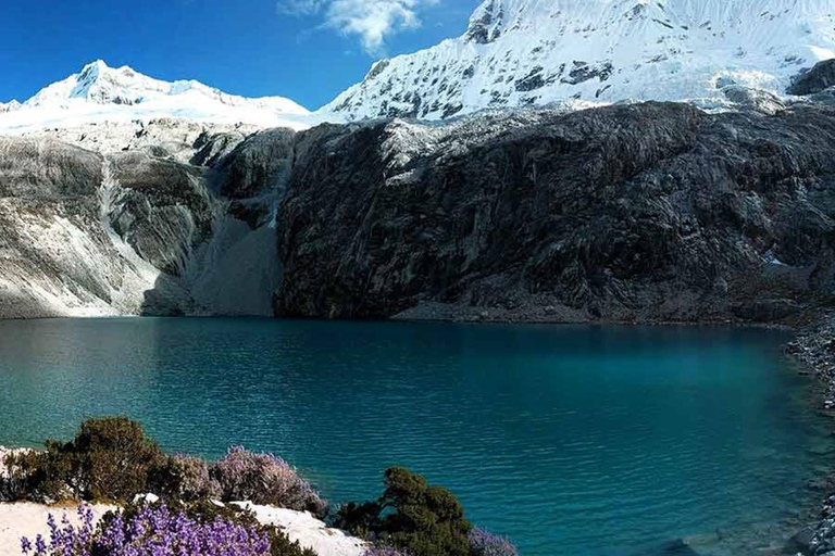 Huaraz: Explorando la Majestuosa Laguna 69