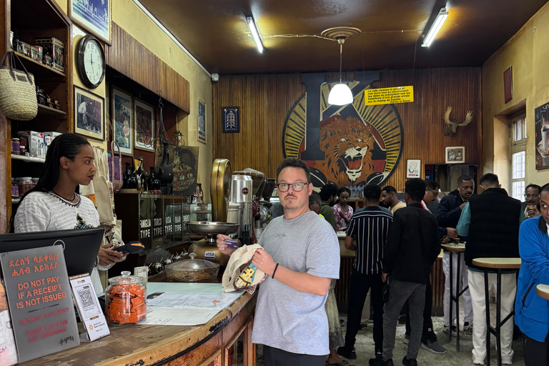 Addis Ababa: Heights, Heritage & Market Life Tour