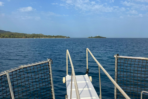 ألكوديا: رحلة بحرية وقت الغروب مع تذوق النبيذ والجبن