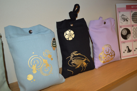 Kanazawa: Gold Leaf Workshop at a Historic Local Maker Gold Leaf Craft Workshop