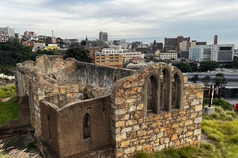 Gqeberha: Historic Walking Tour with Local Guide