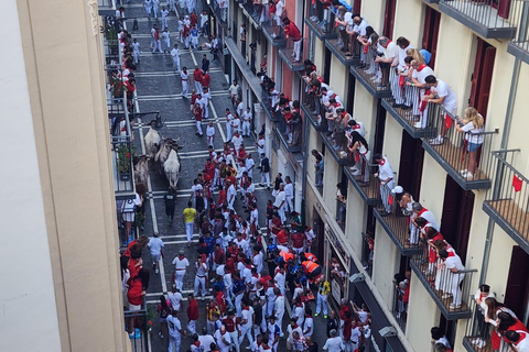 Pamplona Bulls: Balcony View & Gourmet Breakfast