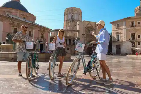Valencia Private Tour by E-bike or Bike