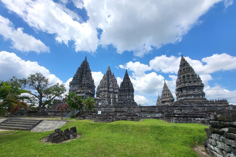 Yogya Cultural Tour: Borobudur Prambanan Temple & Merapi