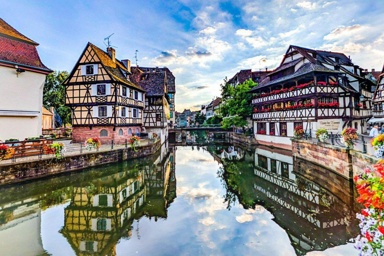 رحلة ليوم واحد إلى الغابة السوداء من ستراسبورغ: بادن بادن والنبيذ