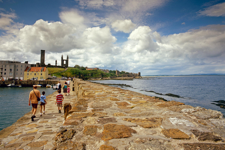 Von Glasgow aus: Outlander, St. Andrews und Kelpies Tagestour