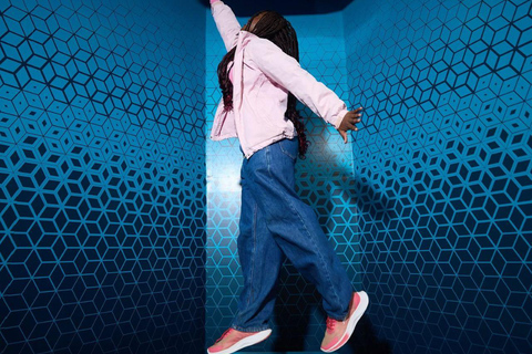 Nairobi: Museum of Illusions Guided Tour with transfers
