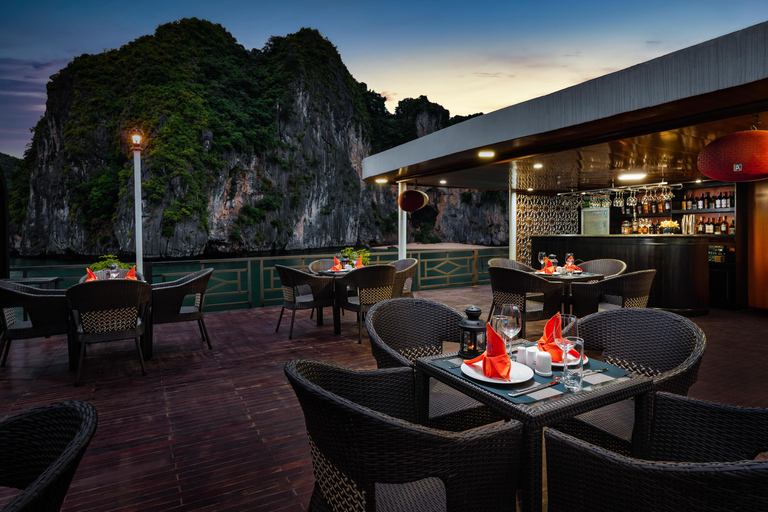 2 Dagen/1 Nacht Tour met Halong La Pandora Boutique Cr