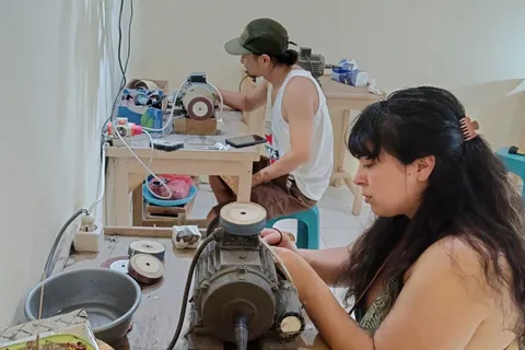 Seminyak Bali: Stwórz własną srebrną biżuterię