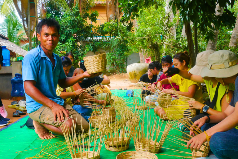 Siem Reap: Authentic Eco Village Walk and Cooking Class Tour