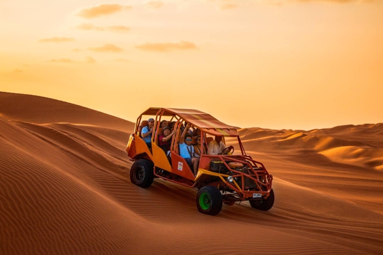 Huacachina:Private transport Tour with PiscoTasting & Sunset Tour to Huacachina Oasis from Lima