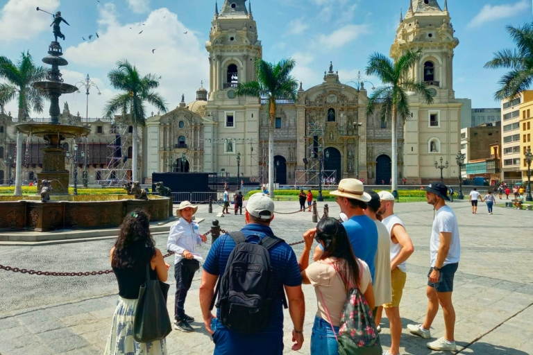 Lima: City Tour with Pickup and Drop-Off Tour with Hotel Pickup