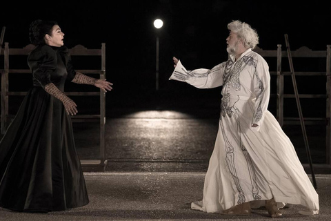 Assister à un spectacle sur la scène antique d&#039;Epidaure