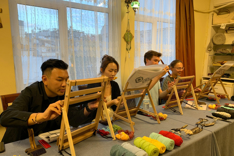Istanbul: Turkish Carpet/Rug Weaving Workshop with Artisan