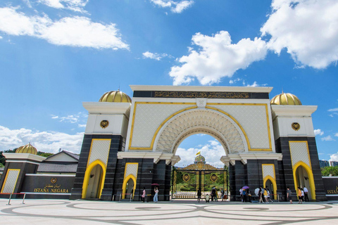 Kuala Lumpur: Tour de la ciudad, ticket de entrada a la Torre KL y Putrajaya con barco