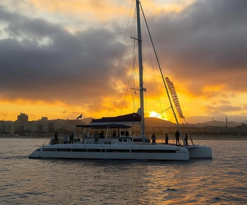 Barcelona: Best Experience, Sunset Cruise with Cava & Wine