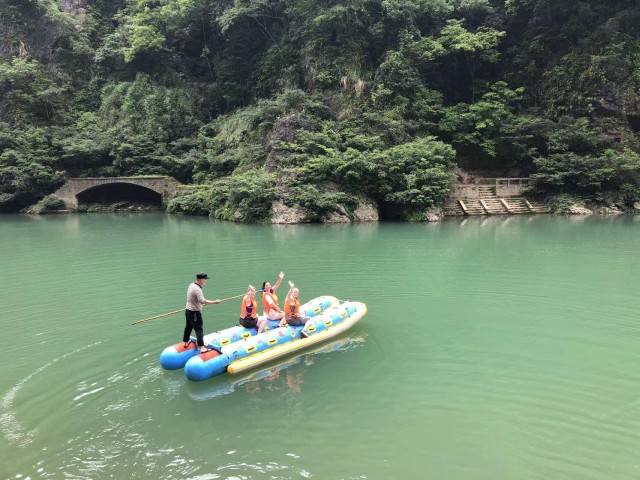 Visit Zhangjiajie Mengdong River Private Day Tour with Rafting in Zhangjiajie