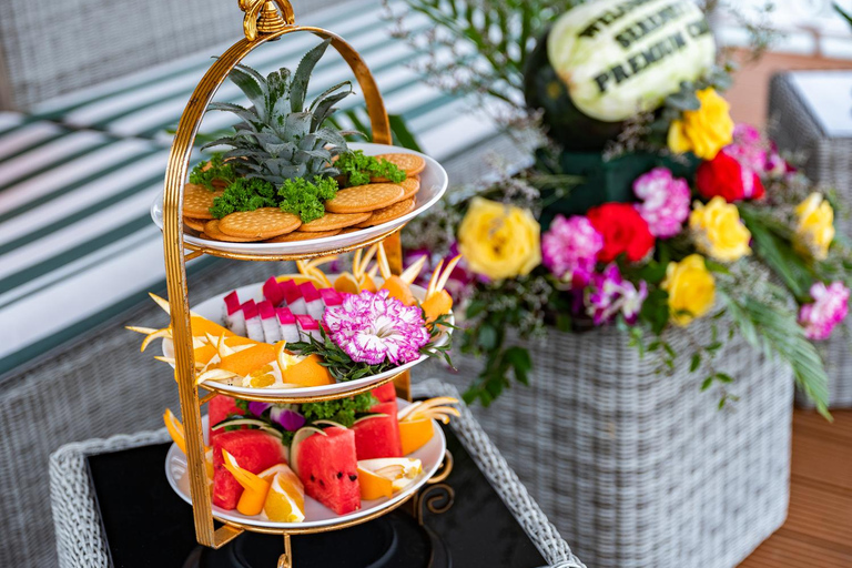 Hanoi/Cat Ba: Lan Ha Bay Day Cruise with Dark & Bright Caves Day Trip Cruise Pick up & Drop Off From Cat Ba Town