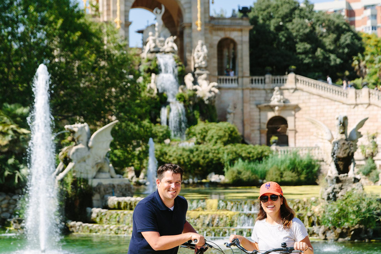 Barcelona: Guided Highlights Bike or eBike Tour (3 Hours) Barcelona Standard Bike Tour in German
